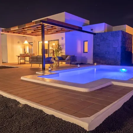 Villa Briseida By Villalia *